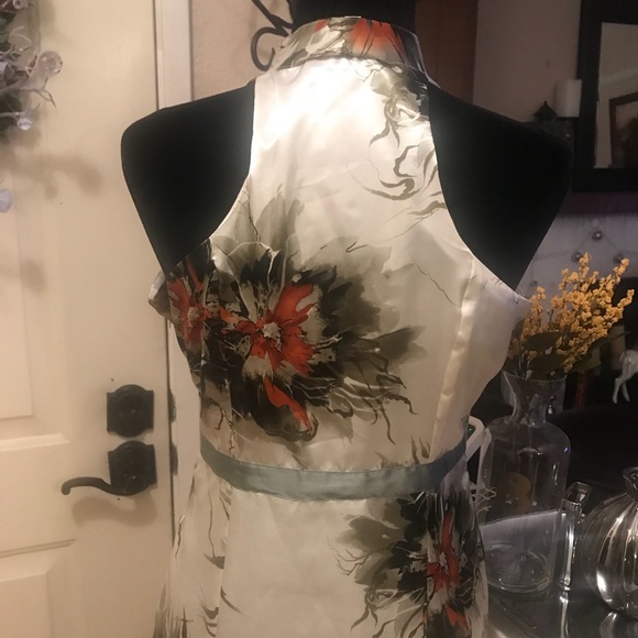 Amanda Bachalli Floral Dress - Picture 8 of 8